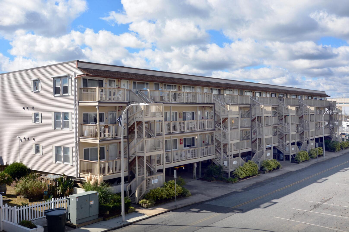 Resort Ocean Point III